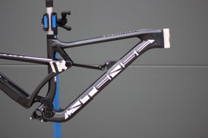 Intense Carbine 29C Foundation Frame 2018 - Small - Ex Display*
